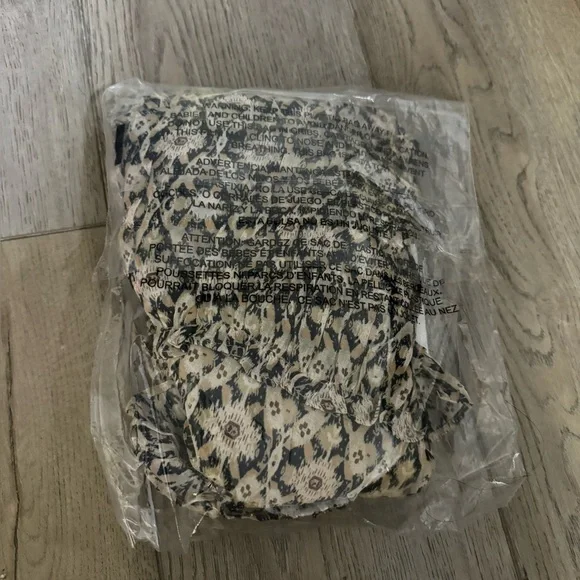 NWT! By Anthropologie Asymmetrical Smocked Mini Skirt - Size Small Petite 🏀 - Picture 7 of 8